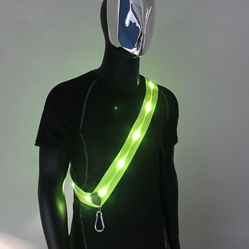 光るショルダーストラップ 充電式LED反射ランニングベルト  - Running Gear Green のレビューと価格