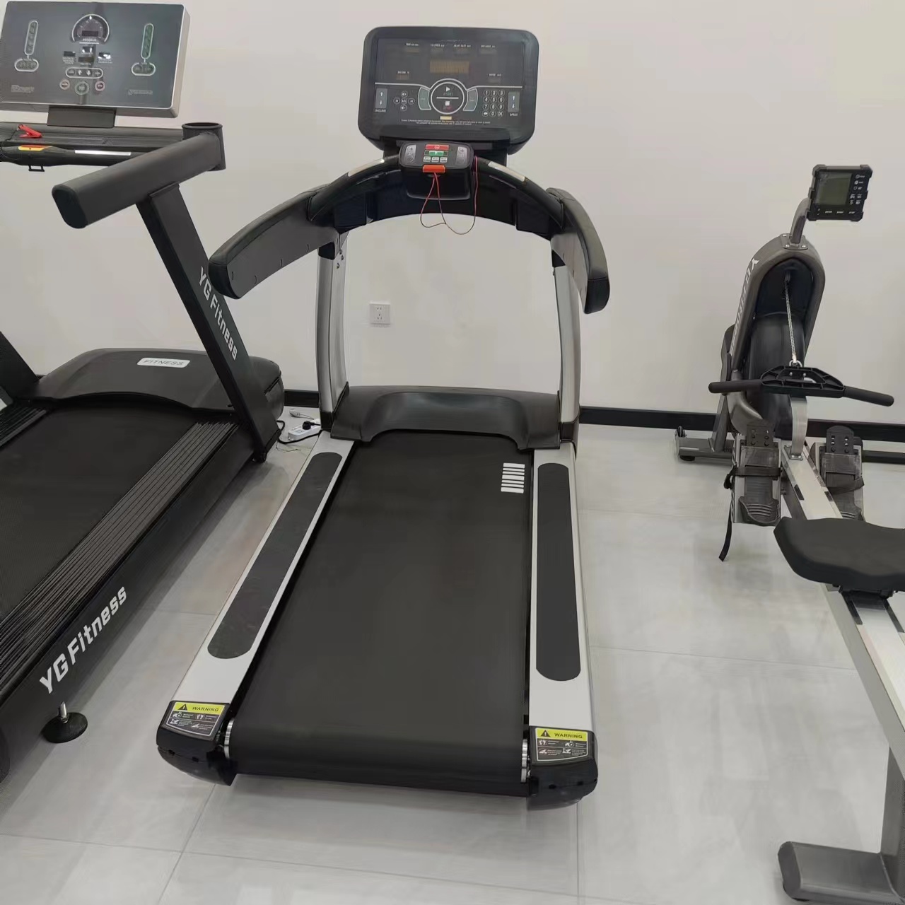 ジム用電動トレッドミル 3馬力 プロ仕様 ジムランニングマシ - Running Gear Equipment のレビューと価格