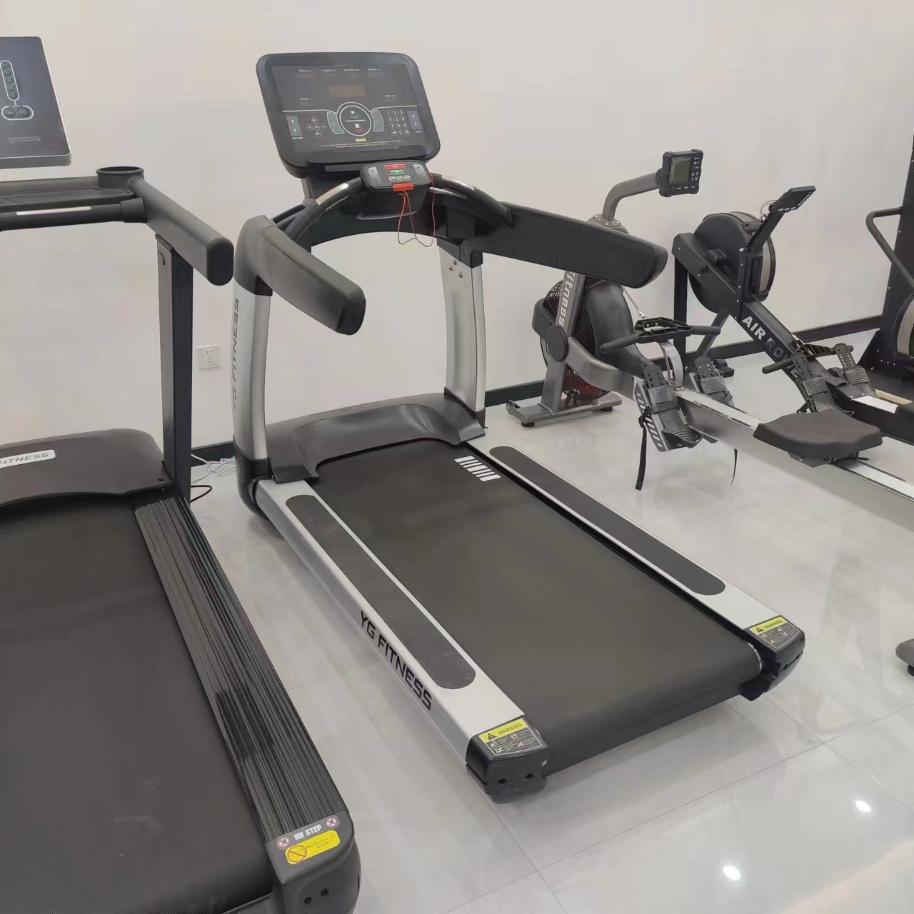 ジム用電動トレッドミル 3馬力 プロ仕様 ジムランニングマシ - Running Gear Equipment のレビューと価格